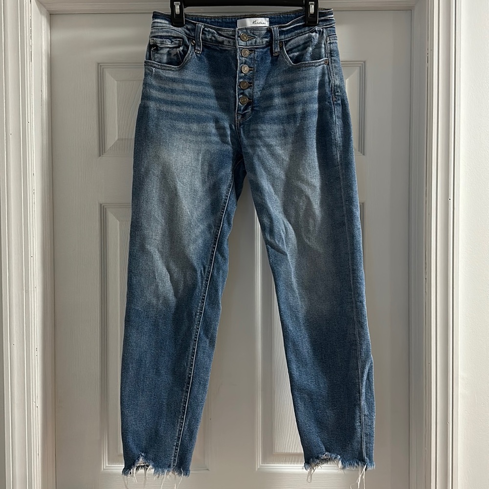 KanCan button closure strait leg jeans. Size 9/28
